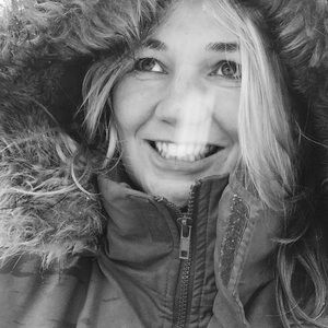 Meet your Posher, Claire